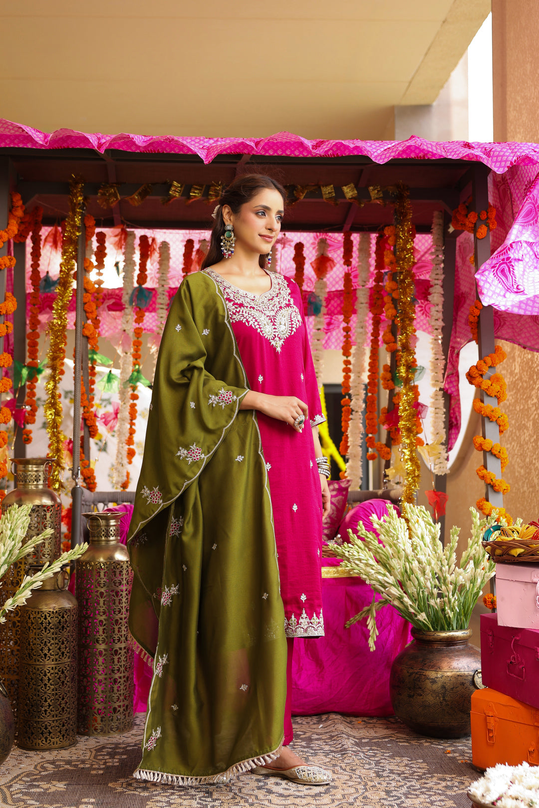 Floral Embroidered Straight Silk Set