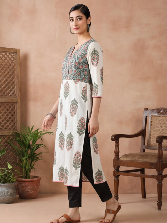 Off-White & Pink Printed Straight Kurta