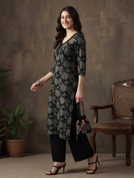 Floral Embroidered Straight Cotton Kurta