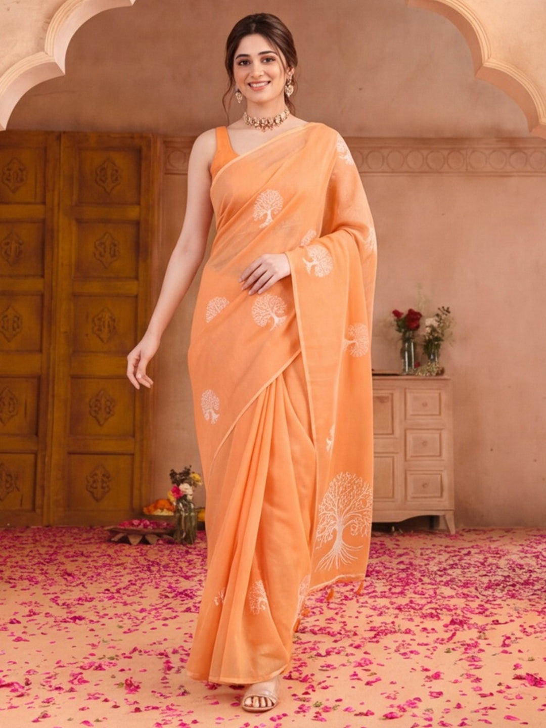 Peach Ethnic Tree Print Saree