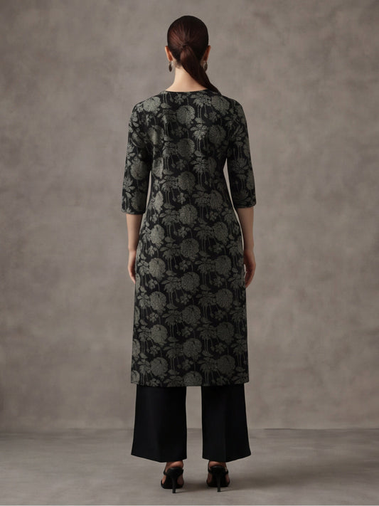 Floral Embroidered Straight Cotton Kurta