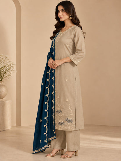 Floral Embroidered Straight Silk Set