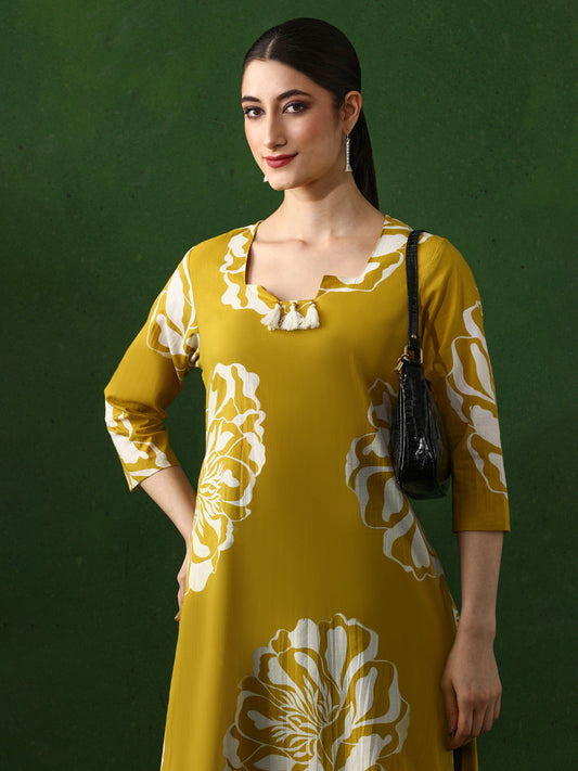 Floral Embroidered Straight Cotton Kurta