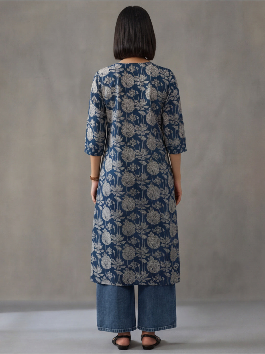 Floral Embroidered Straight Cotton Kurta