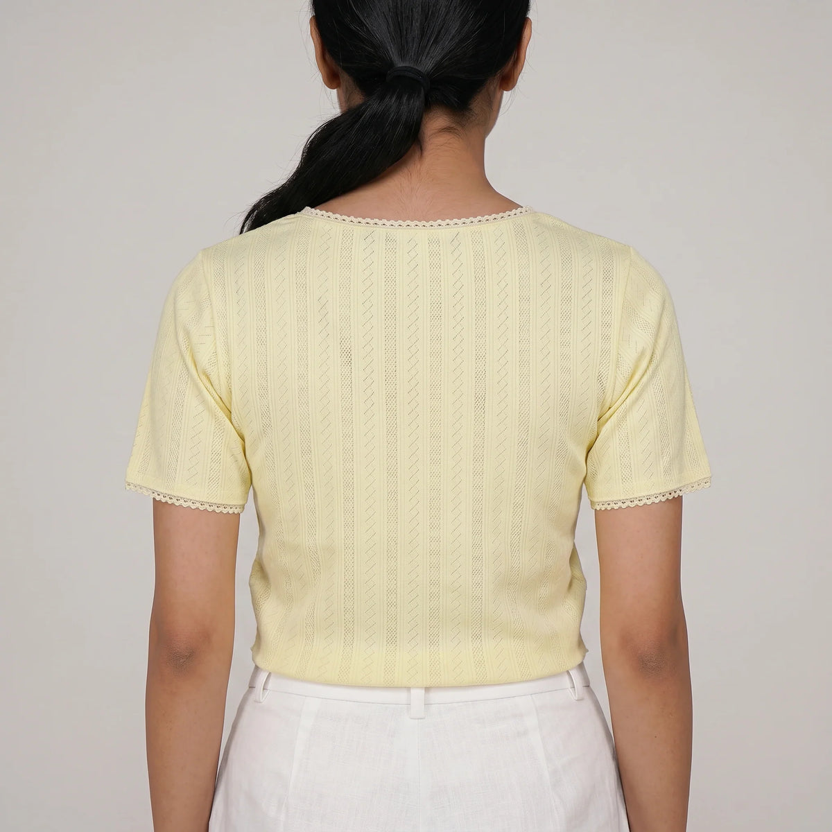 Knit Solid Slim Fit Cropped T-Shirt